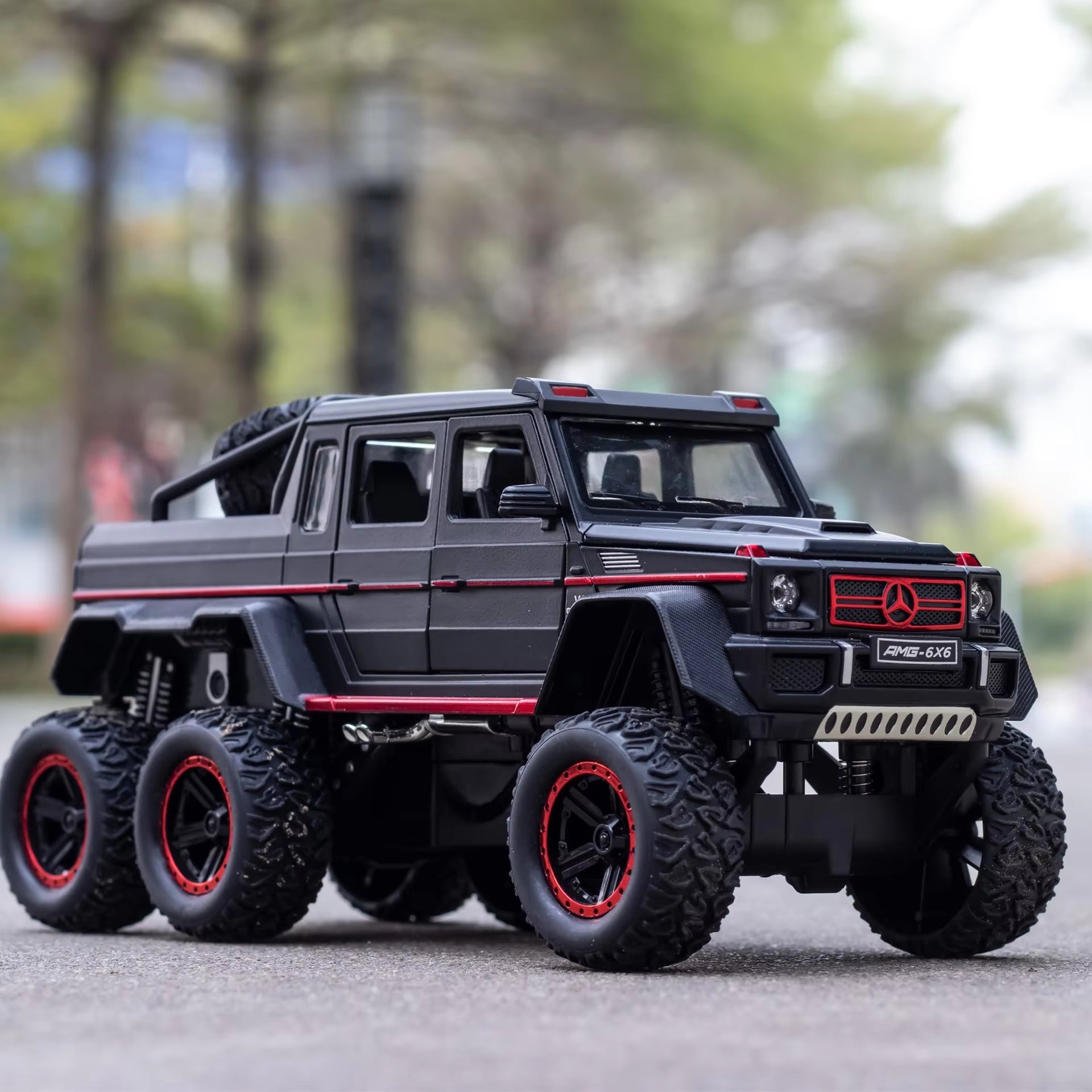 1:22 Toy Car Model Simulation AMG-6X6 G63 Diecast Car Toy Vehicle Door Open Pull Back Car Kids Car Collection Toys Car Gifts