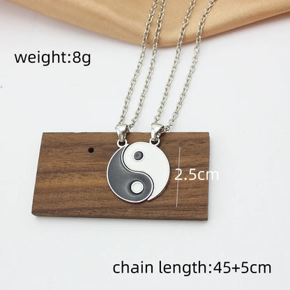 2 Pcs Tai Chi Yin Yang Eight Trigrams Pendant Necklaces Set